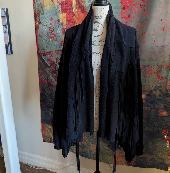 Icelandic Design (Aftur) 100% Cashmere Sweater (Black, M). - Picture 4 of 12